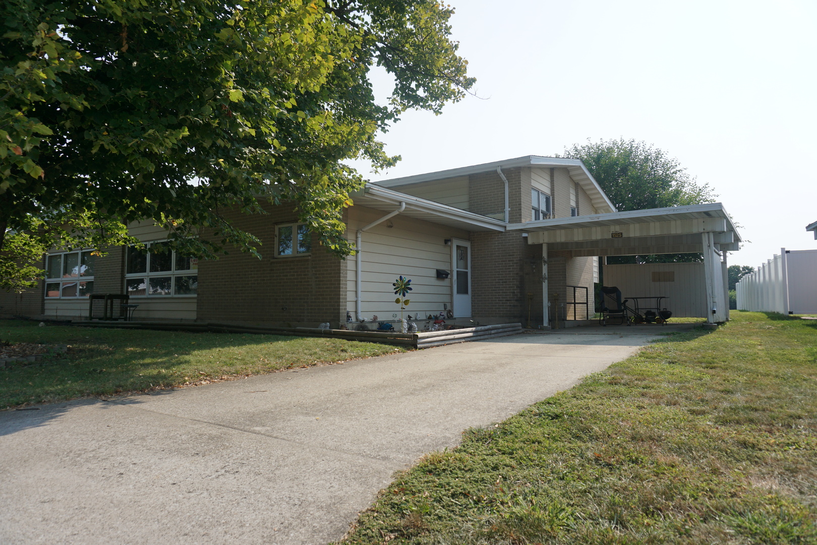 1525 Collier Avenue Rantoul, IL 61866 - Photo 1 of 37