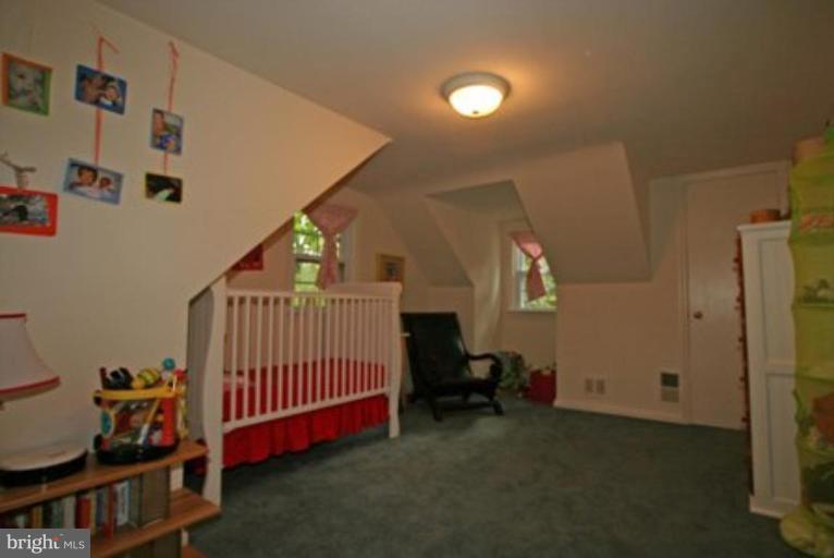 4015 25th Road North Arlington, VA 22207 - Photo 11 of 21 Bedroom 2- Alt View