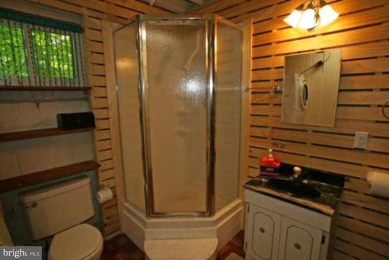 4015 25th Road North Arlington, VA 22207 - Photo 15 of 21 Bath #3