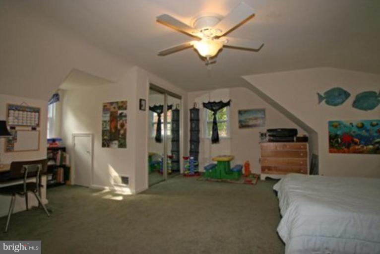 4015 25th Road North Arlington, VA 22207 - Photo 8 of 21 Master Bedroom