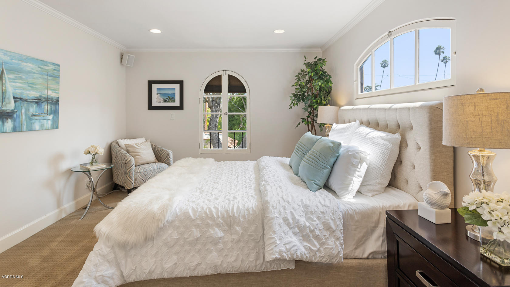 12252 Gorham Avenue Los Angeles, CA 90049 - Photo 42 of 59 a bedroom with a bed and window