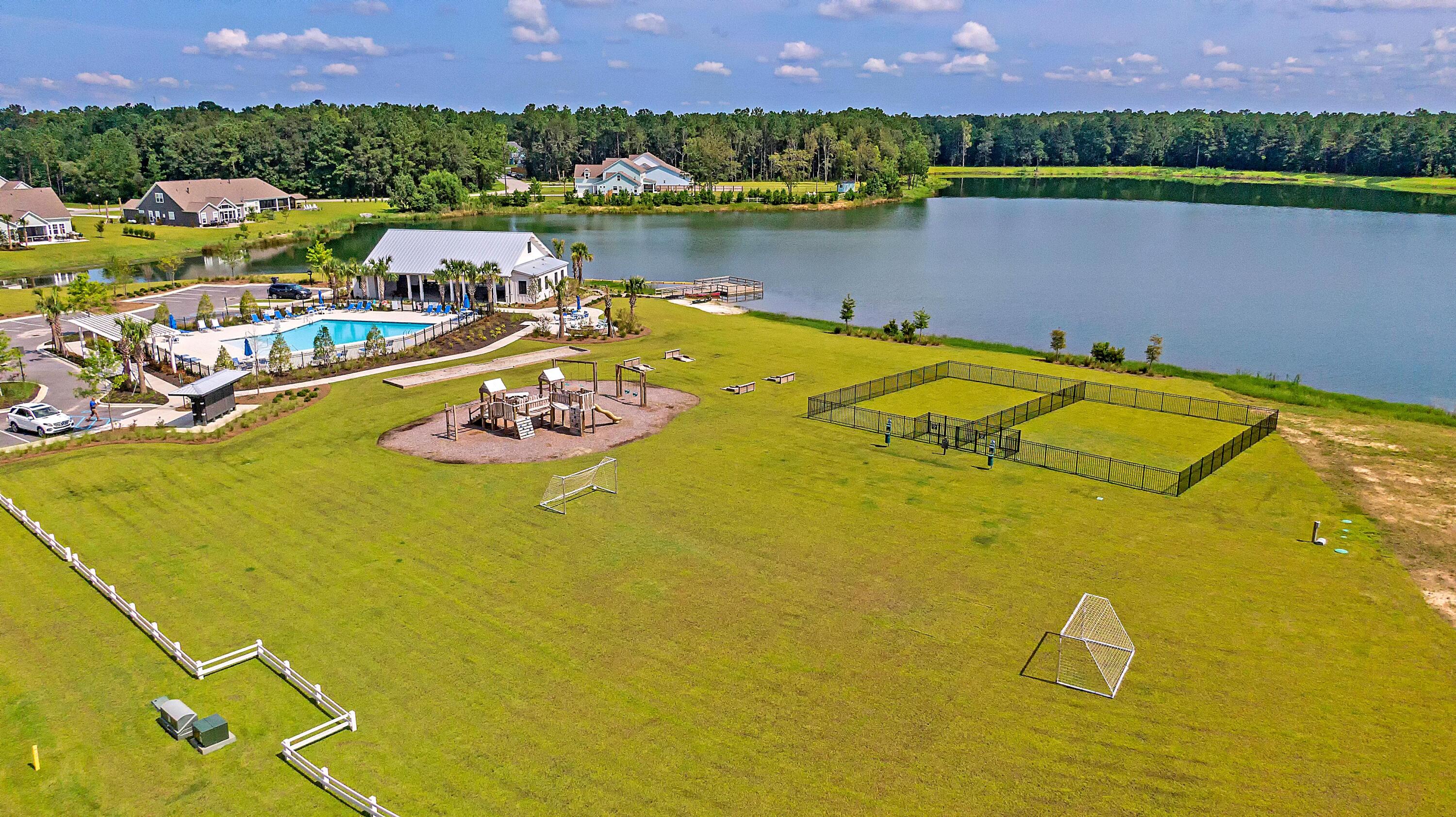 560 Pontoon Road Huger, SC 29450 - Photo 51 of 61 Amenities