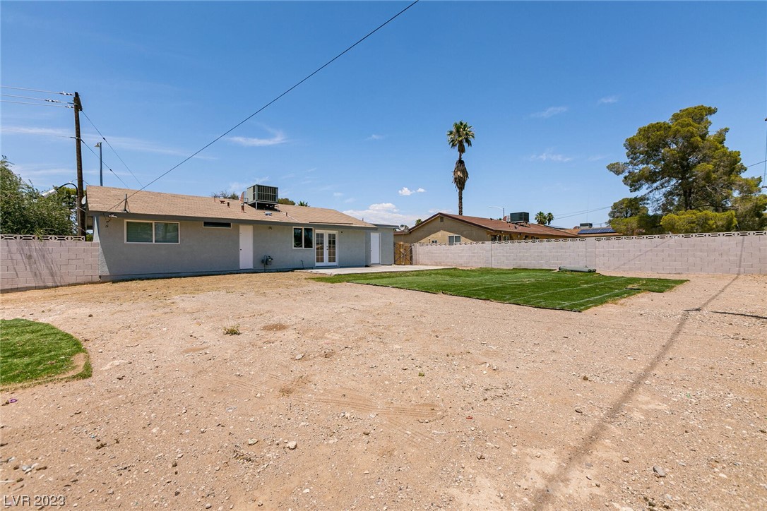 3090 South Lindell Road Las Vegas, NV 89146 - Photo 22 of 24 Gallery Image 22