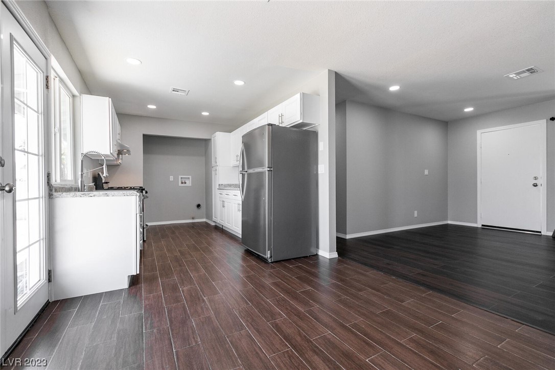 3090 South Lindell Road Las Vegas, NV 89146 - Photo 10 of 24 Gallery Image 10