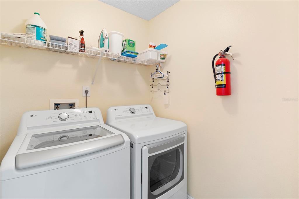 2535 Oneida Loop Kissimmee, FL 34747 - Photo 41 of 59 Laundry room, 5'4" x 5'4"