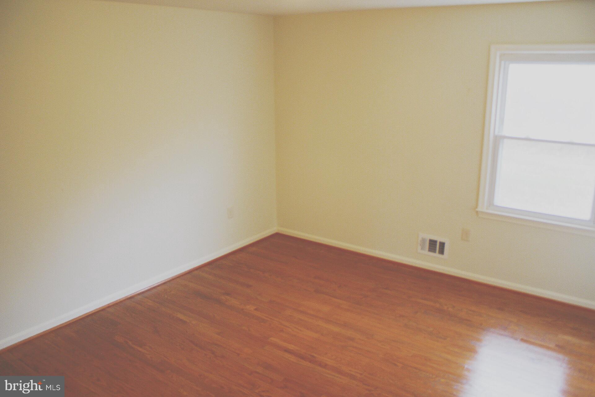 11719 Butlers Branch Road Clinton, MD 20735 - Photo 15 of 25 Bedroom