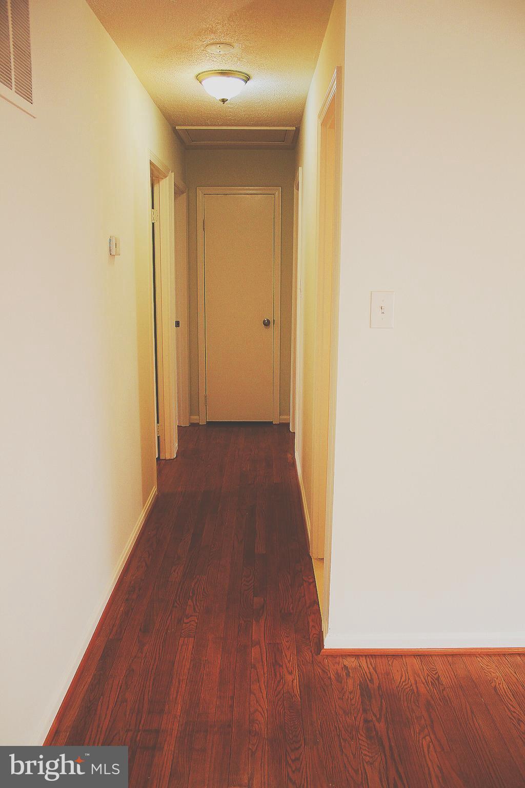 11719 Butlers Branch Road Clinton, MD 20735 - Photo 16 of 25 Interior (General)