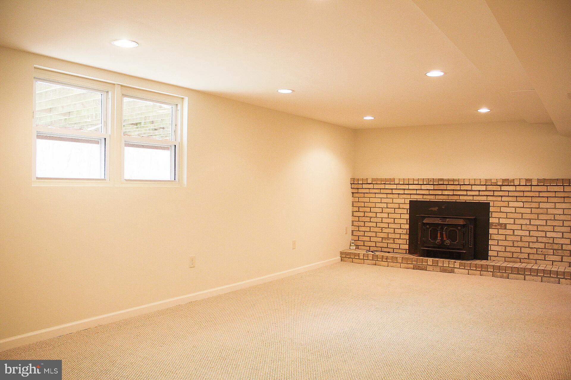 11719 Butlers Branch Road Clinton, MD 20735 - Photo 18 of 25 Basement Living Room
