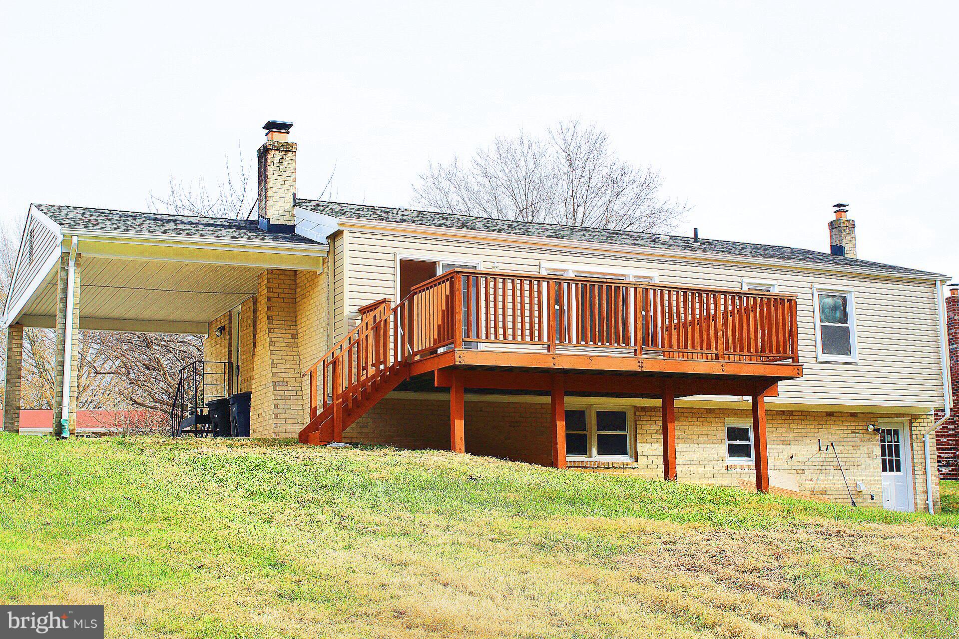 11719 Butlers Branch Road Clinton, MD 20735 - Photo 5 of 25 Exterior (Rear)
