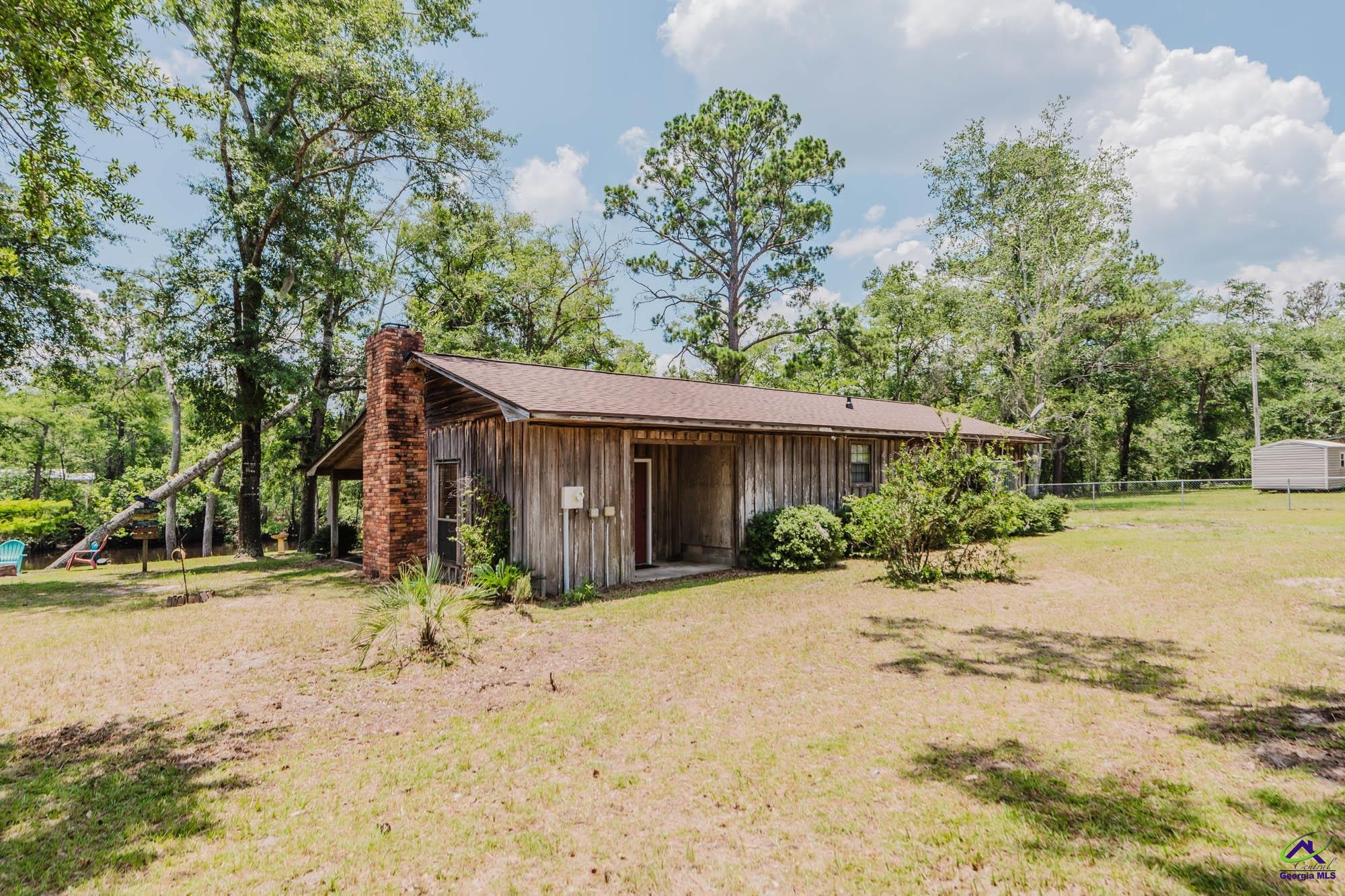 180 Shadydale Road Lumber City, GA 31549 - Photo 7 of 32