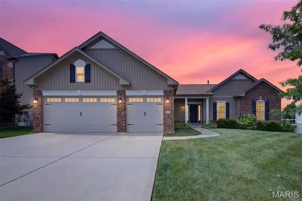 $434,900 | 1125 Duxbury Lane, O'Fallon, MO 63366