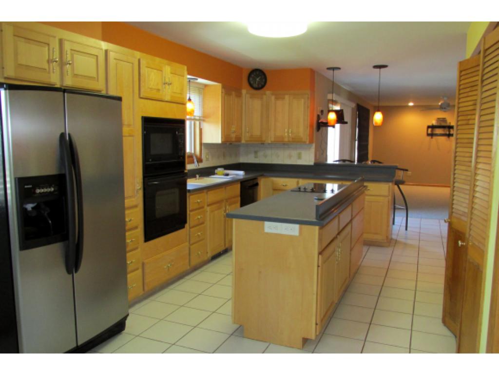 80 Colby Street Barre, VT 05641 - Photo 4 of 36 Gallery Image 4