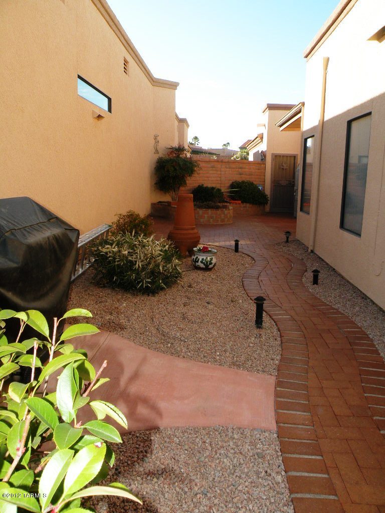 4895 South View Ridge Drive Green Valley, AZ 85622 - Photo 21 of 23