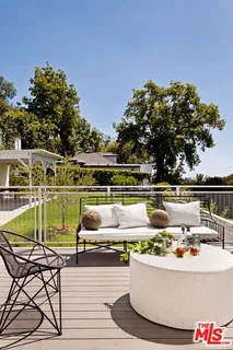$1,549,000 | 2112 Duane Street, Los Angeles, CA 90039