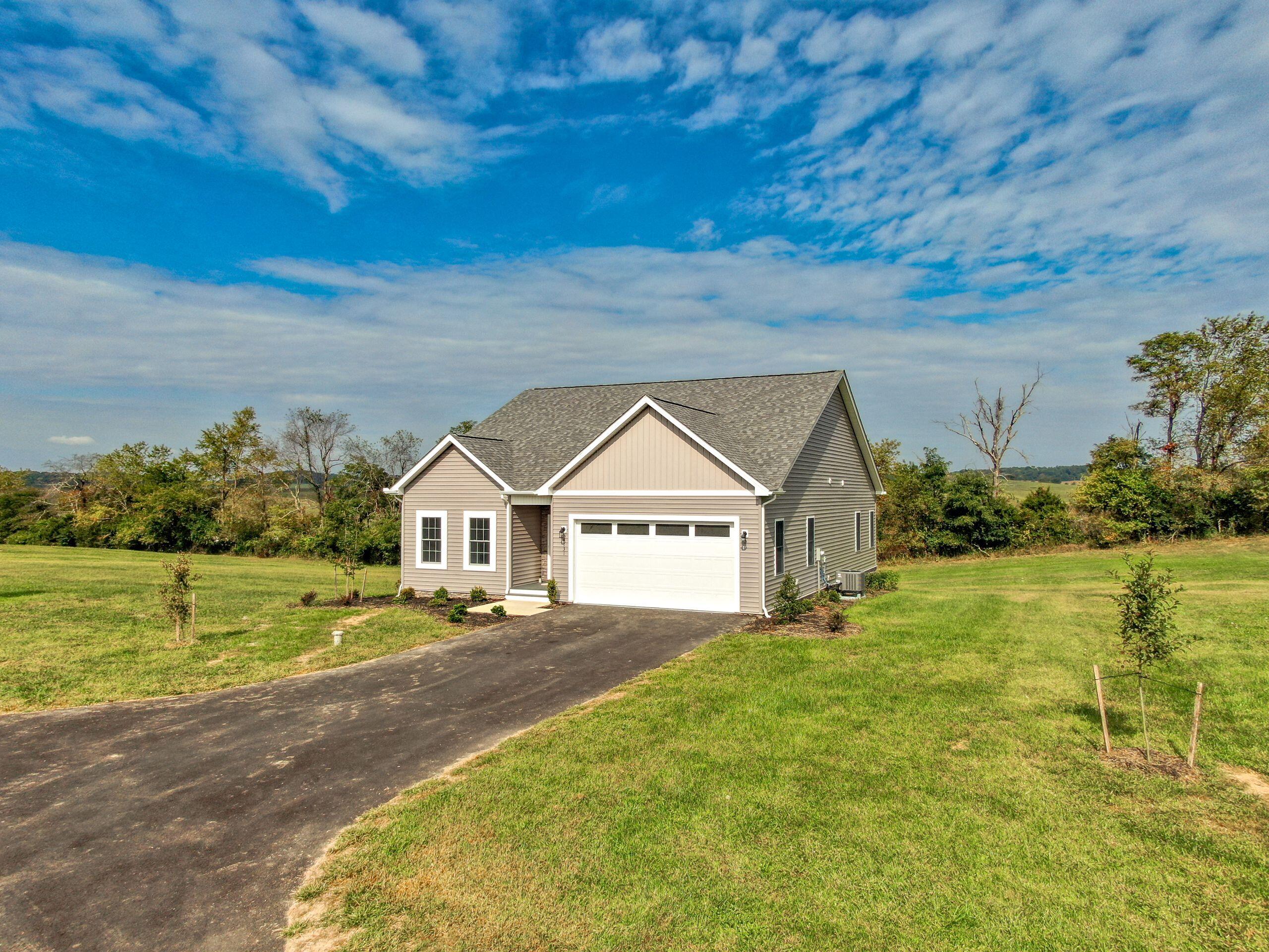 4131 Stanley Road Christiansburg, VA 24073 - Photo 3 of 40 4131 Stanley Road Front