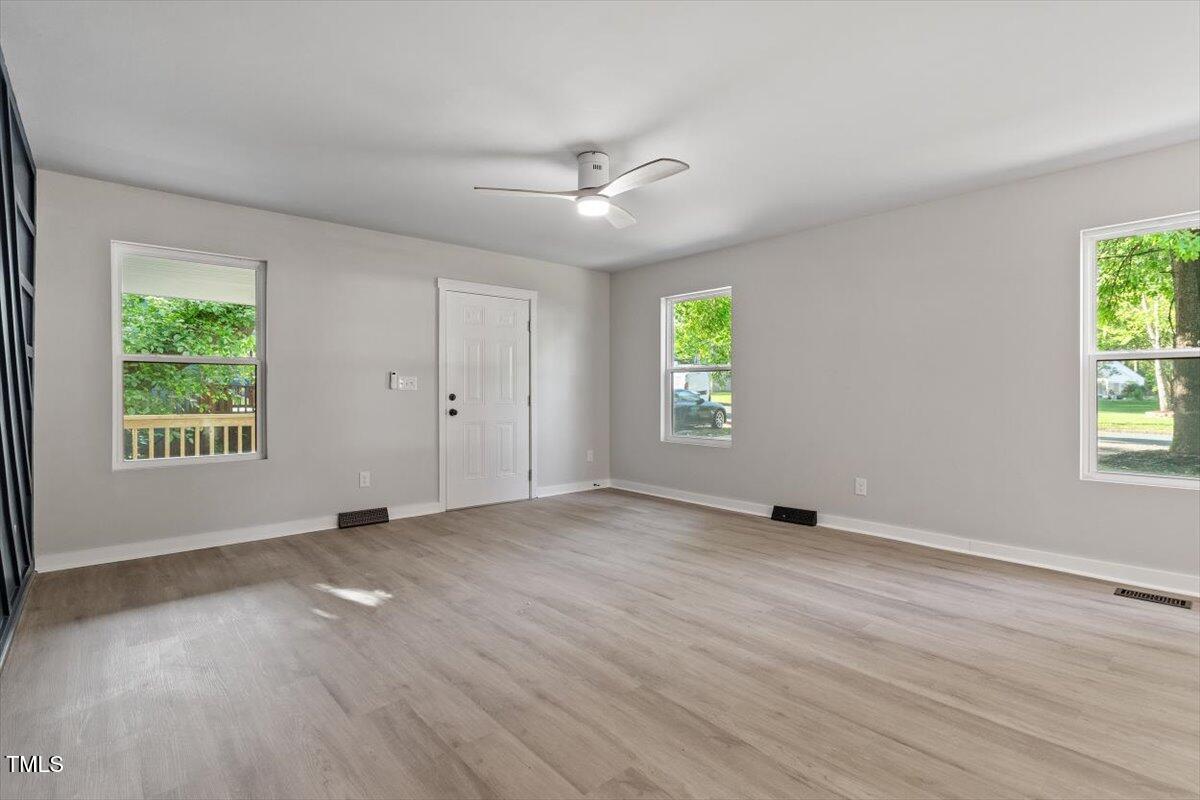 11-1513 Fairfax Rd [2146529]_11