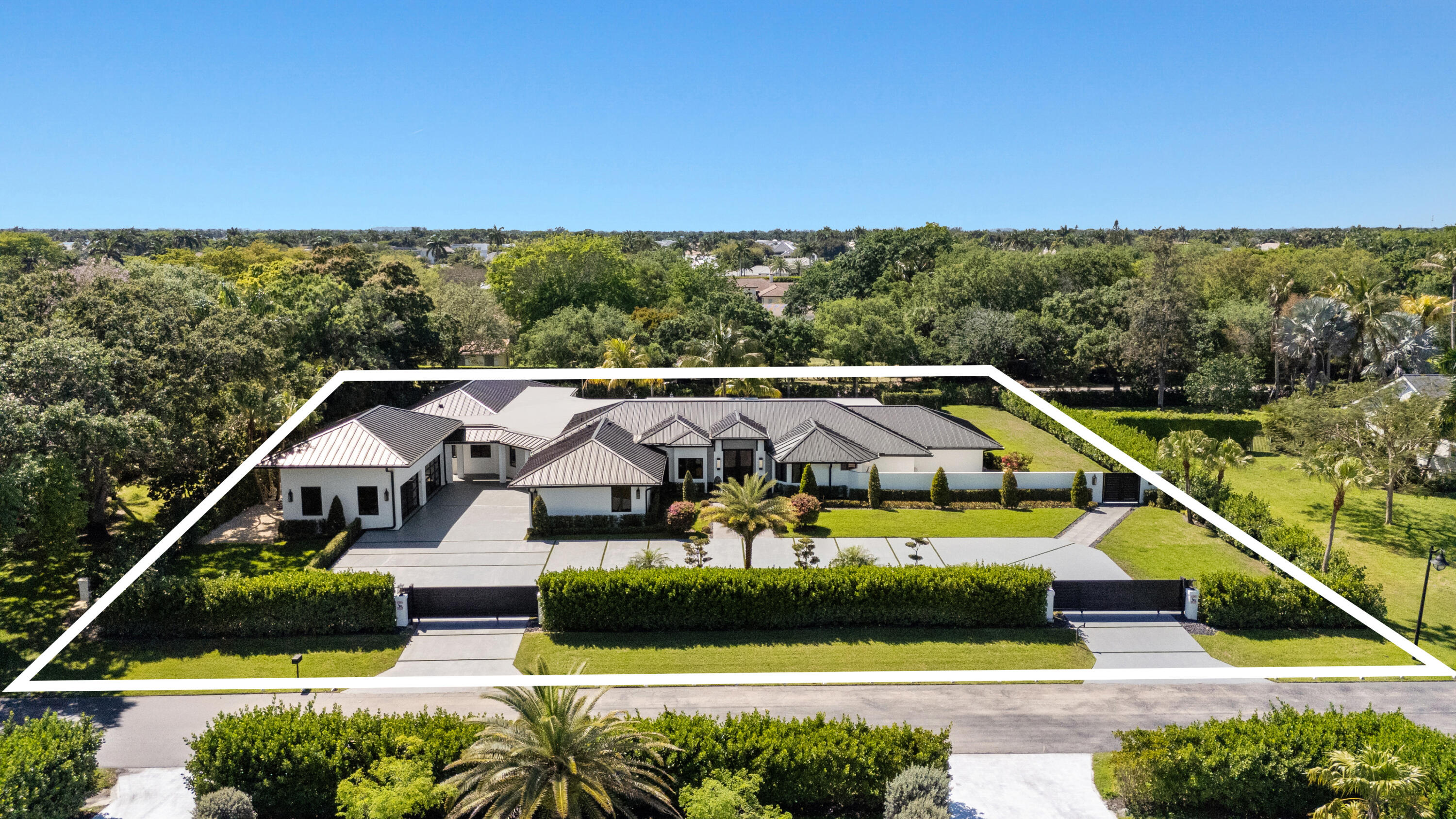 17872 Fieldbrook Circle East Boca Raton, FL 33496 - Photo 3 of 102 DJI_20260325031253_0945_D