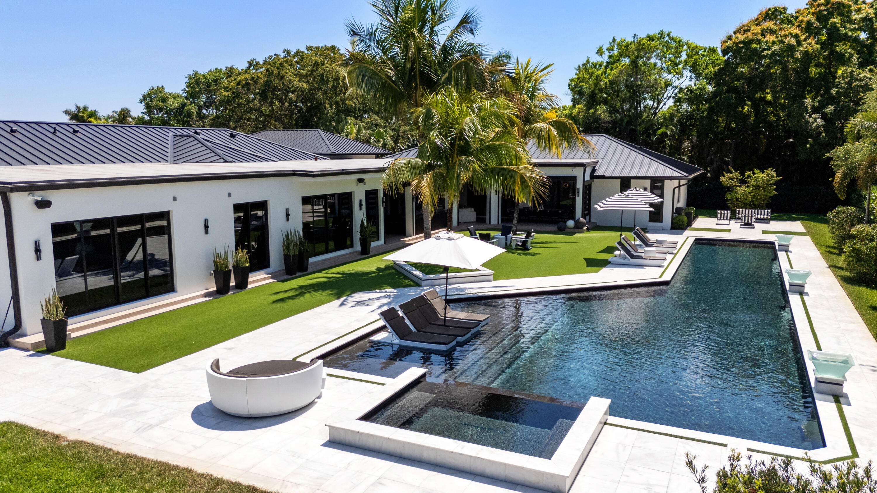 17872 Fieldbrook Circle East Boca Raton, FL 33496 - Photo 82 of 102 DJI_20260327014347_0099_D