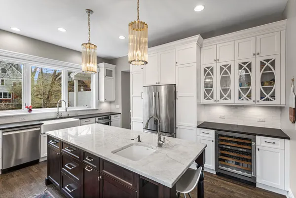 $1,645,000 | 4916 South Blackstone Avenue, Chicago, IL 60615