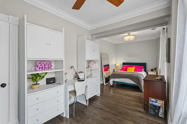 $1,645,000 | 4916 South Blackstone Avenue, Chicago, IL 60615