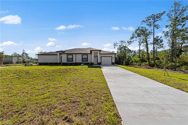 $1,800 | 1938 Laverna Avenue, Lehigh Acres, FL 33972