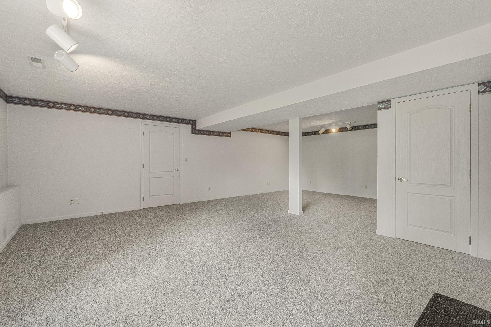 1395 South Zimmer Road Warsaw, IN 46580 - Photo 23 of 28 Gallery Image 23