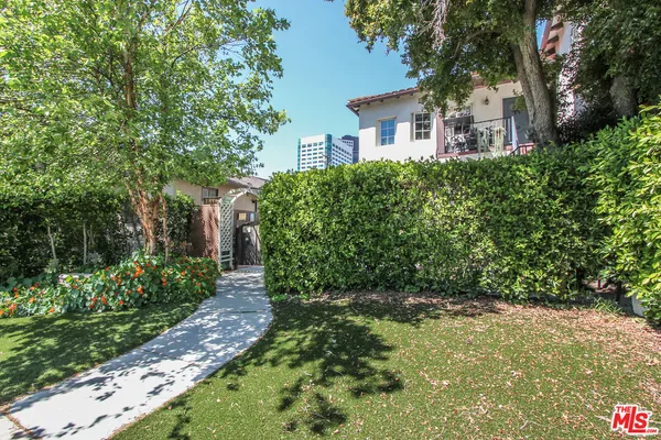 $2,800 | 223 North Cordova Street, Unit 1, Burbank, CA 91505