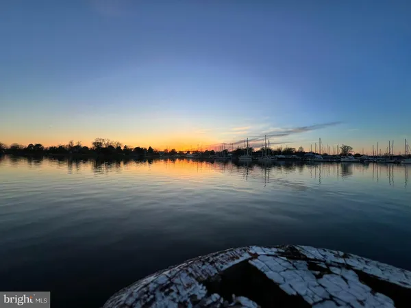 $425,000 | 770 Bellefield Road, Unit 107, Solomons, MD 20629