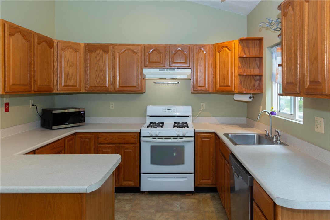 6 Birch Drive Exeter, RI 02822 - Photo 13 of 35