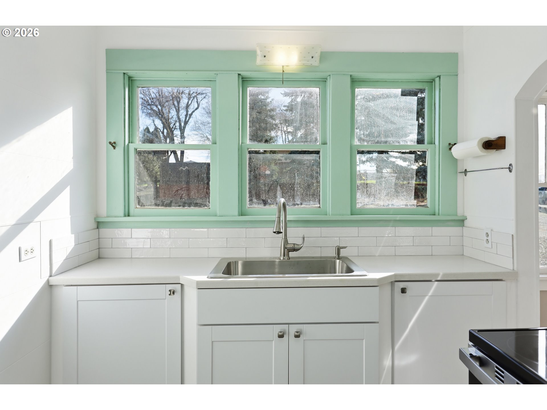 923 Fulton Street Wasco, OR 97065 - Photo 15 of 45 Living Room