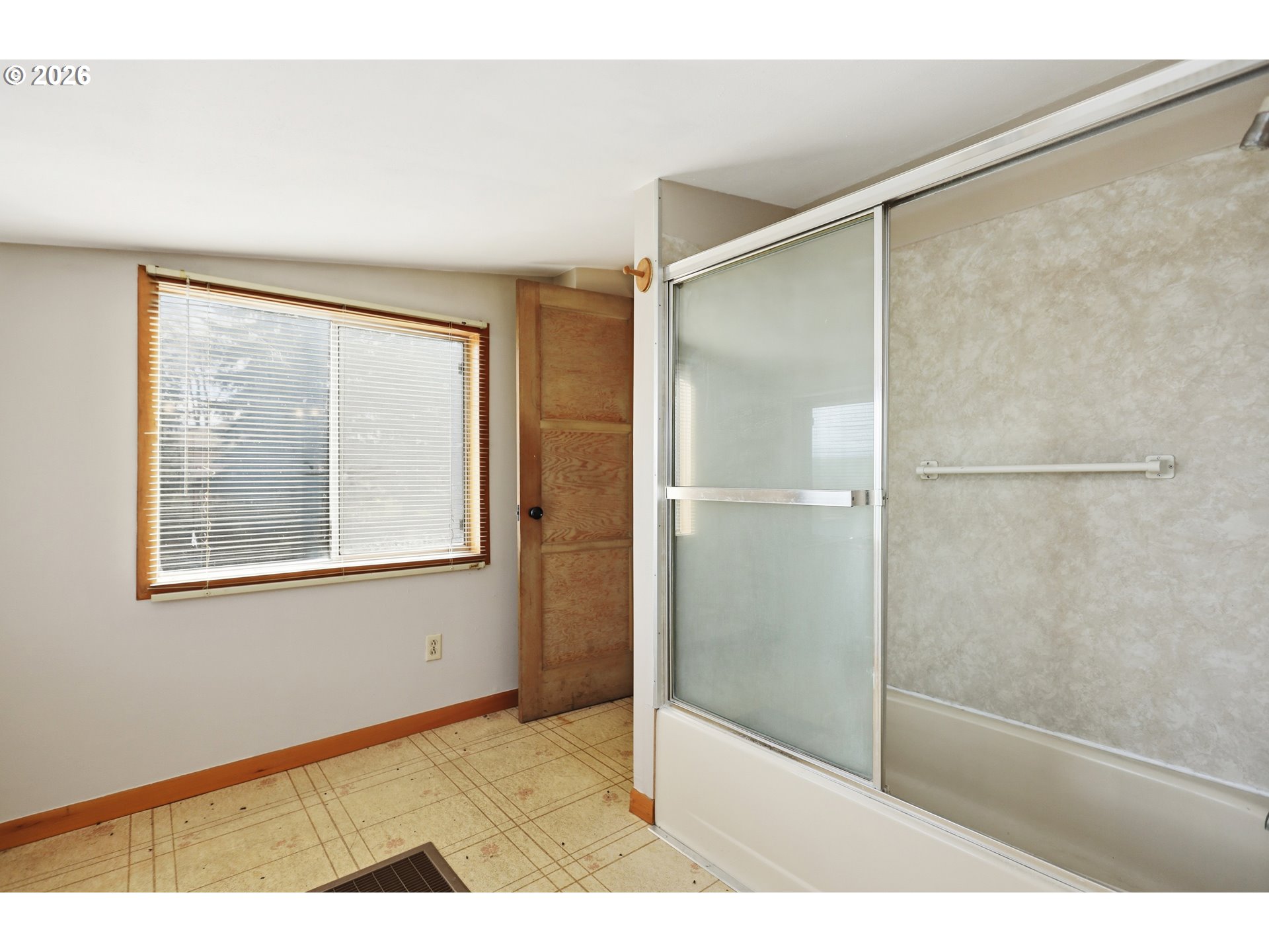 923 Fulton Street Wasco, OR 97065 - Photo 30 of 45 Family Room