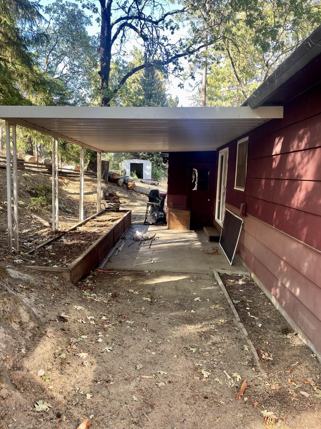2665 Old Military Road Central Point, OR 97502 - Photo 12 of 13 11