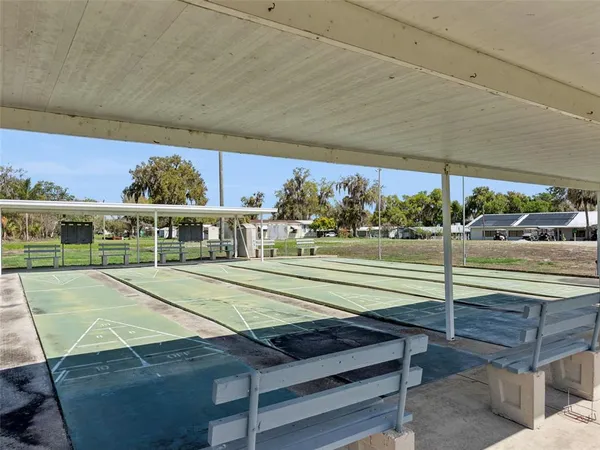 a view of a tennis court