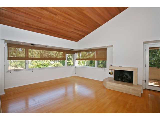 7024 Rancho Cielo Rancho Santa Fe, CA 92067 - Photo 20 of 25 FIREPLACE