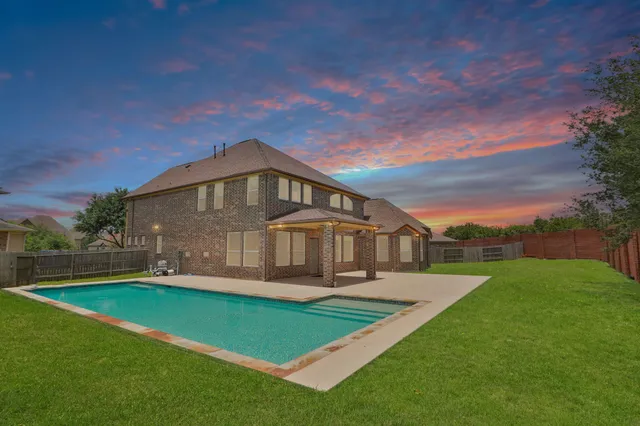 $848,000 | 4403 Fawn Hill Court, Sugar Land, TX 77479