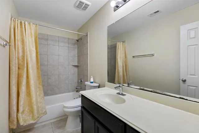 $848,000 | 4403 Fawn Hill Court, Sugar Land, TX 77479