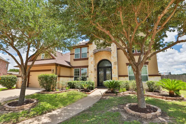 $848,000 | 4403 Fawn Hill Court, Sugar Land, TX 77479