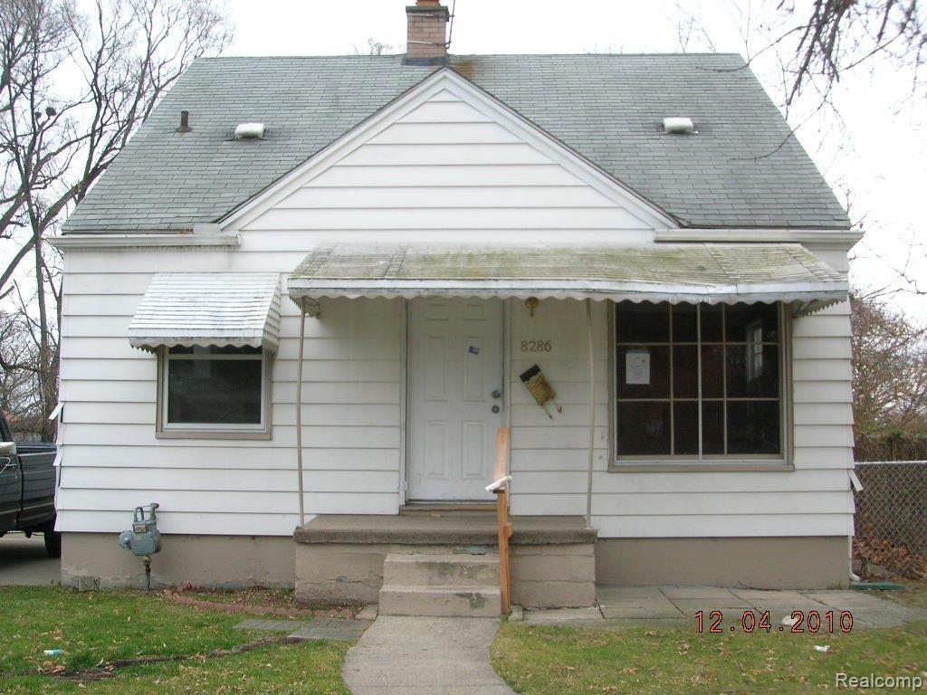 8286 Strathmoor Street Detroit, MI 48228 - Photo 1 of 9 DSCN5606