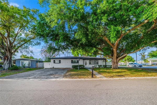 $435,000 | 545 South Terrace Drive, Brandon, FL 33510