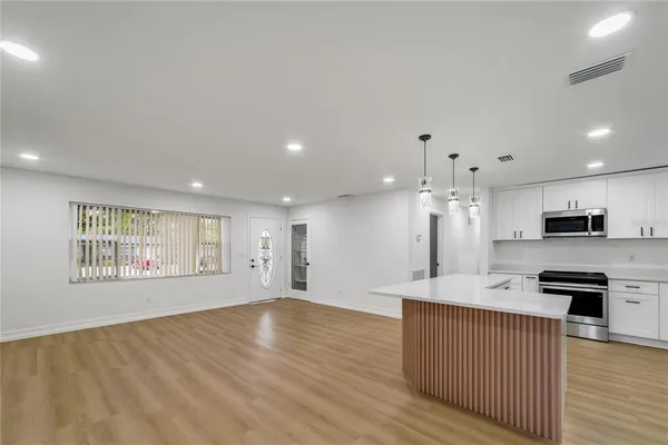 $435,000 | 545 South Terrace Drive, Brandon, FL 33510
