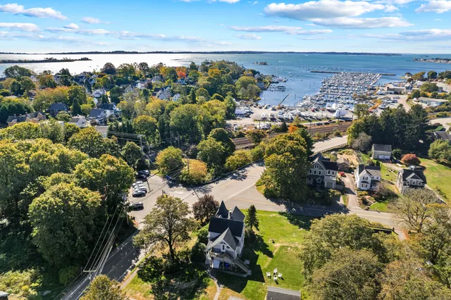 $775,000 | 16 Prospect Hill Road, Groton, CT 06340