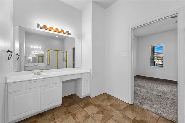 a view of entrance gate of the house