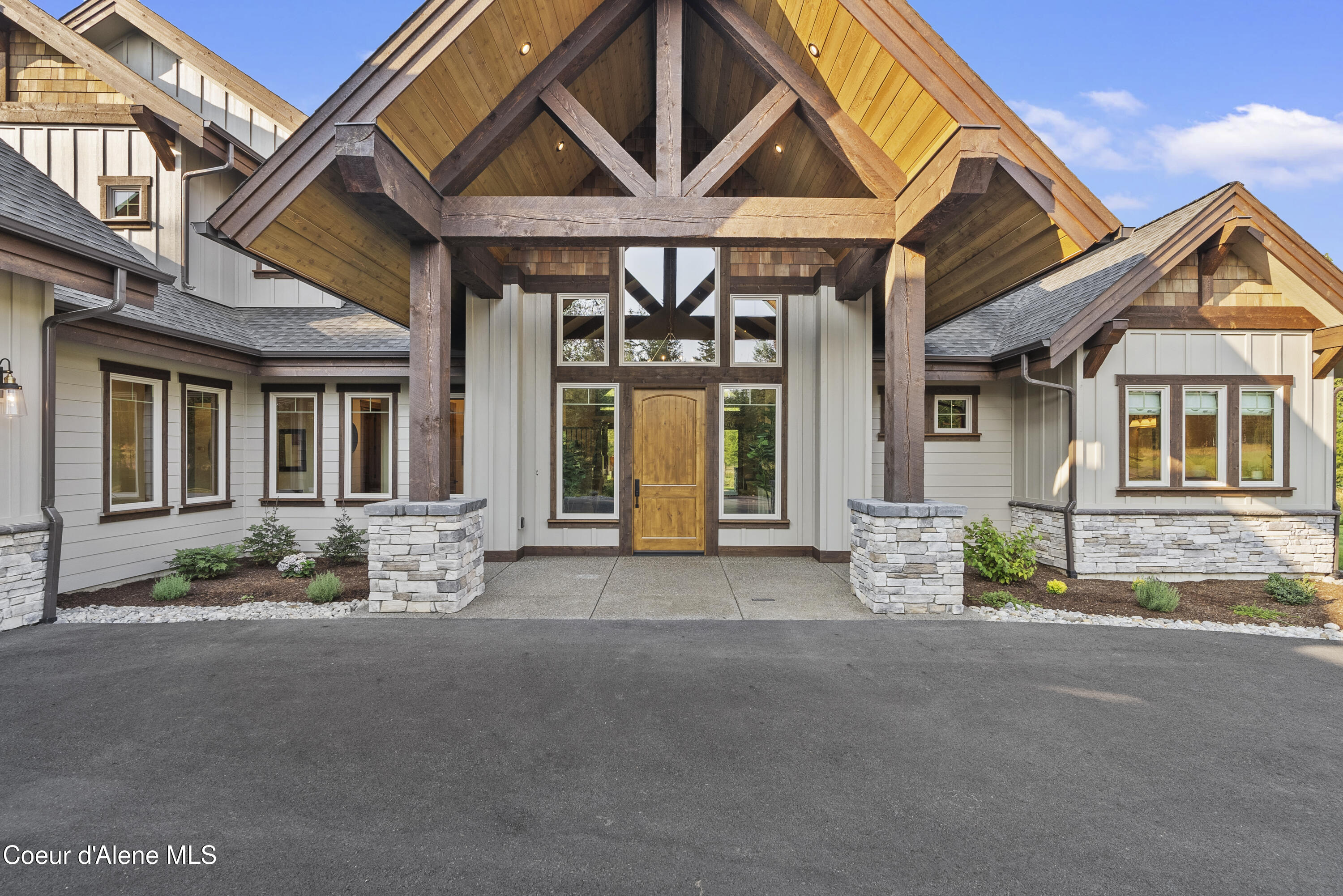 1159 East Amulet Circle Rathdrum, ID 83858 - Photo 8 of 69 Front walkway