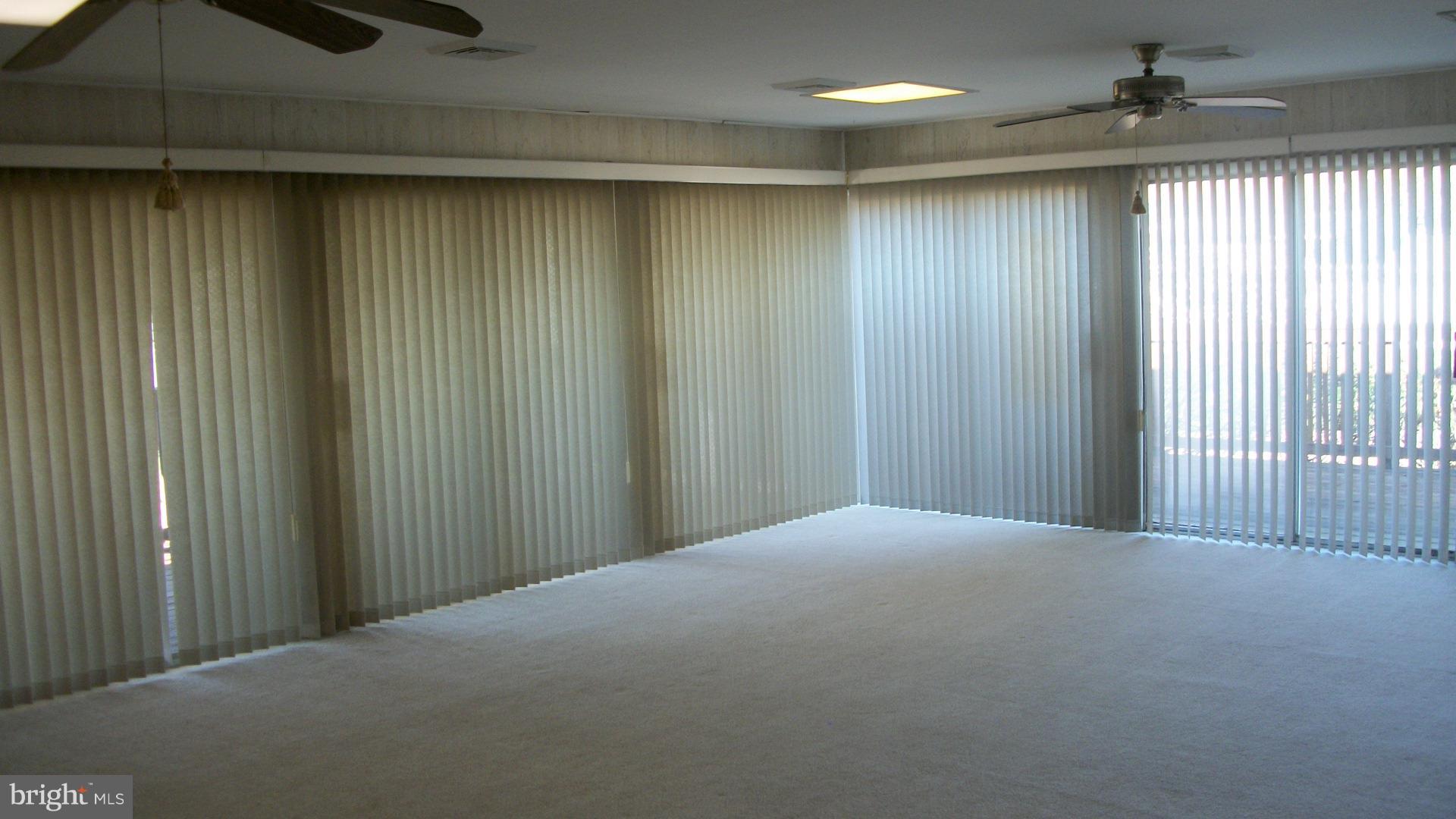 1404 Devils Reach Road Woodbridge, VA 22192 - Photo 17 of 55 Great Room