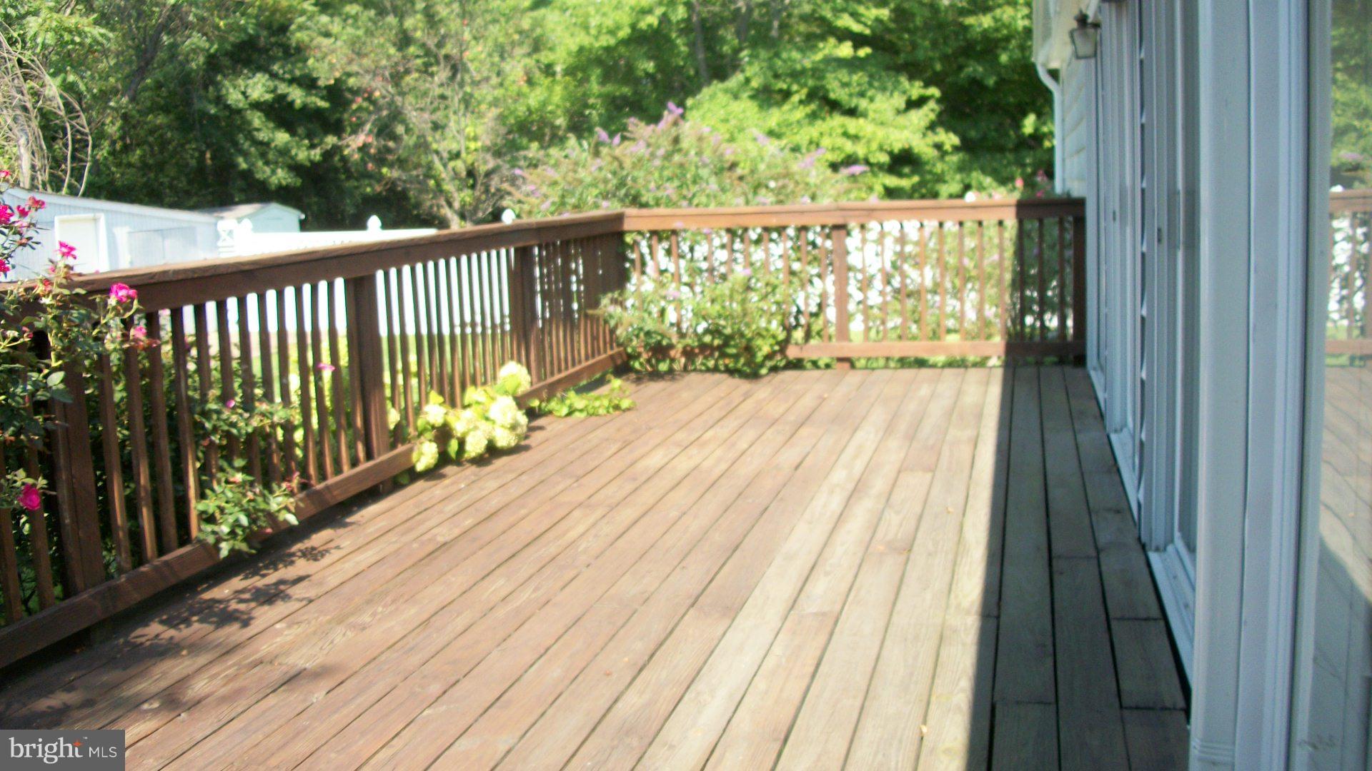 1404 Devils Reach Road Woodbridge, VA 22192 - Photo 26 of 55 Outside Rear Deck Extension of Side Deck