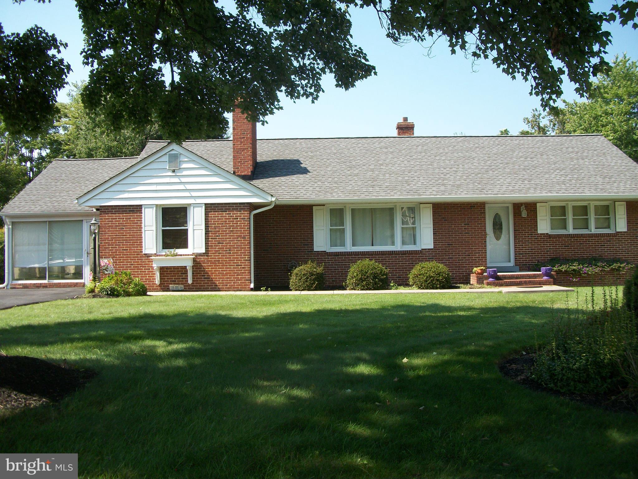 1404 Devils Reach Road Woodbridge, VA 22192 - Photo 38 of 55 Rambler in the Heart of Woodbridge