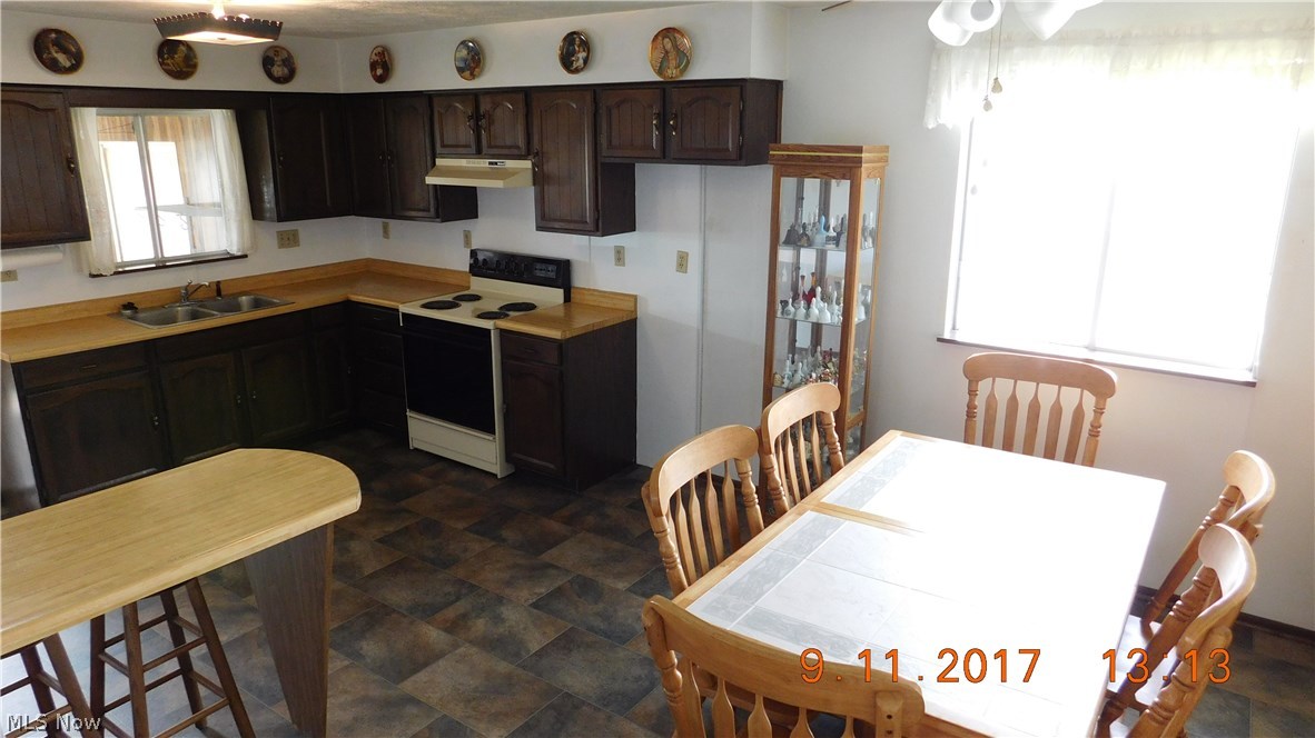 341 Bantam Ridge Road Steubenville, OH 43953 - Photo 4 of 14 Kitchen