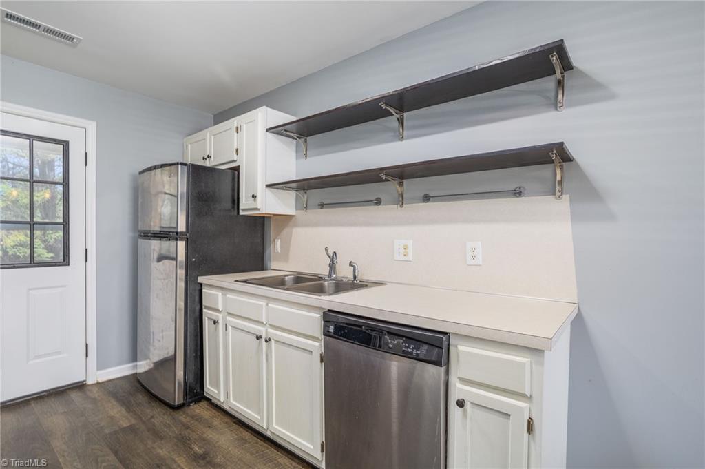 314 Westbrook Court Archdale, NC 27370 - Photo 11 of 20 Gallery Image 11