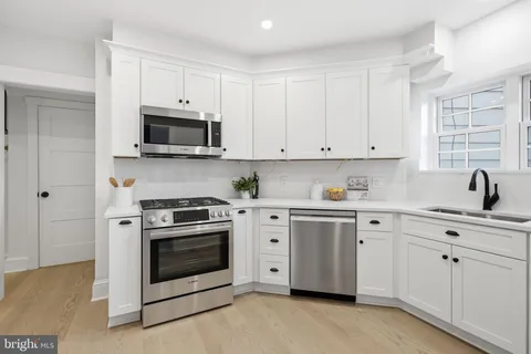 $1,499,000 | 1711 Surrey Lane Northwest, Washington, DC 20007