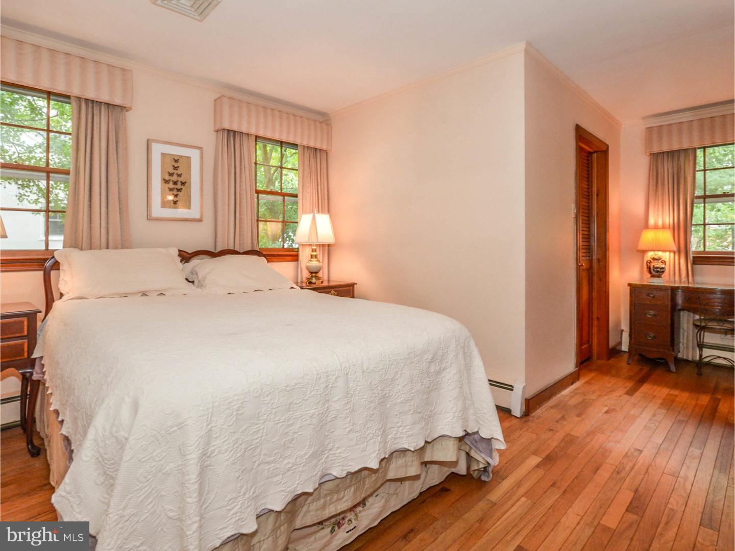 21 Golfview Road Doylestown, PA 18901 - Photo 17 of 25 Bedroom